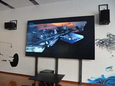 「立標(biāo)桿，樹(shù)品牌」中億睿55寸液晶拼接屏亮相寧夏吉普汽車(chē)4S店