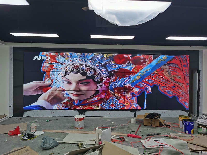 中億睿55寸液晶拼接屏助力廣州辰創(chuàng)科技打造可視化會議系統